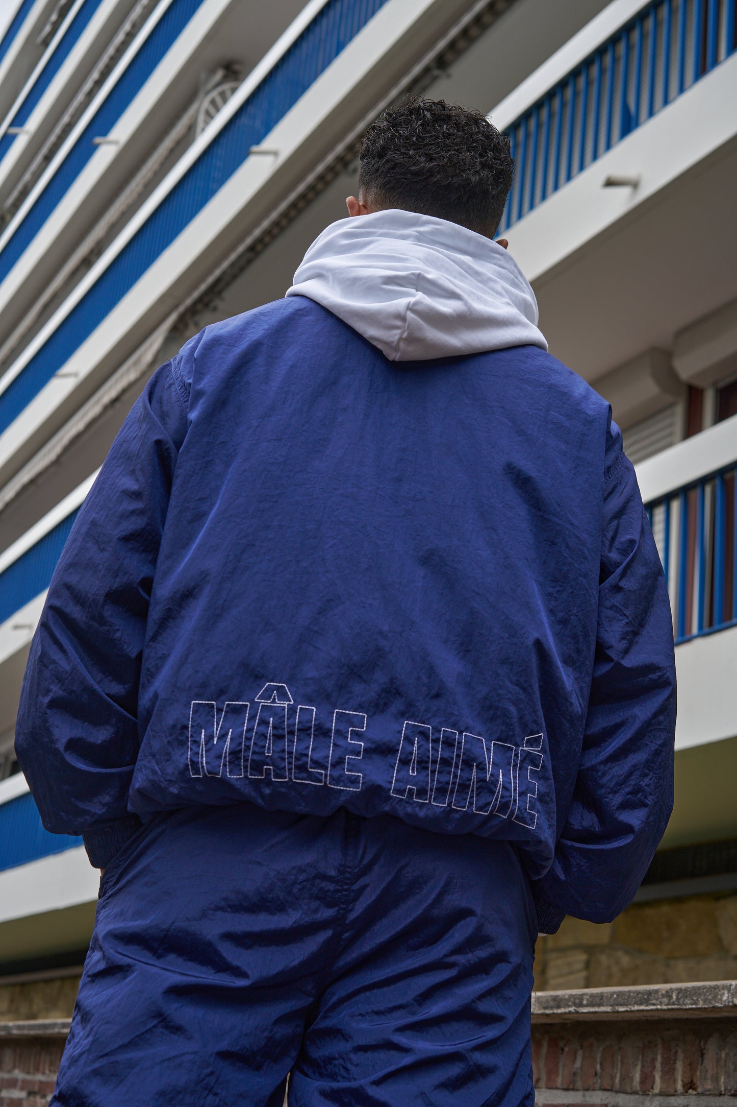 VESTE THE TRACKSUIT 1