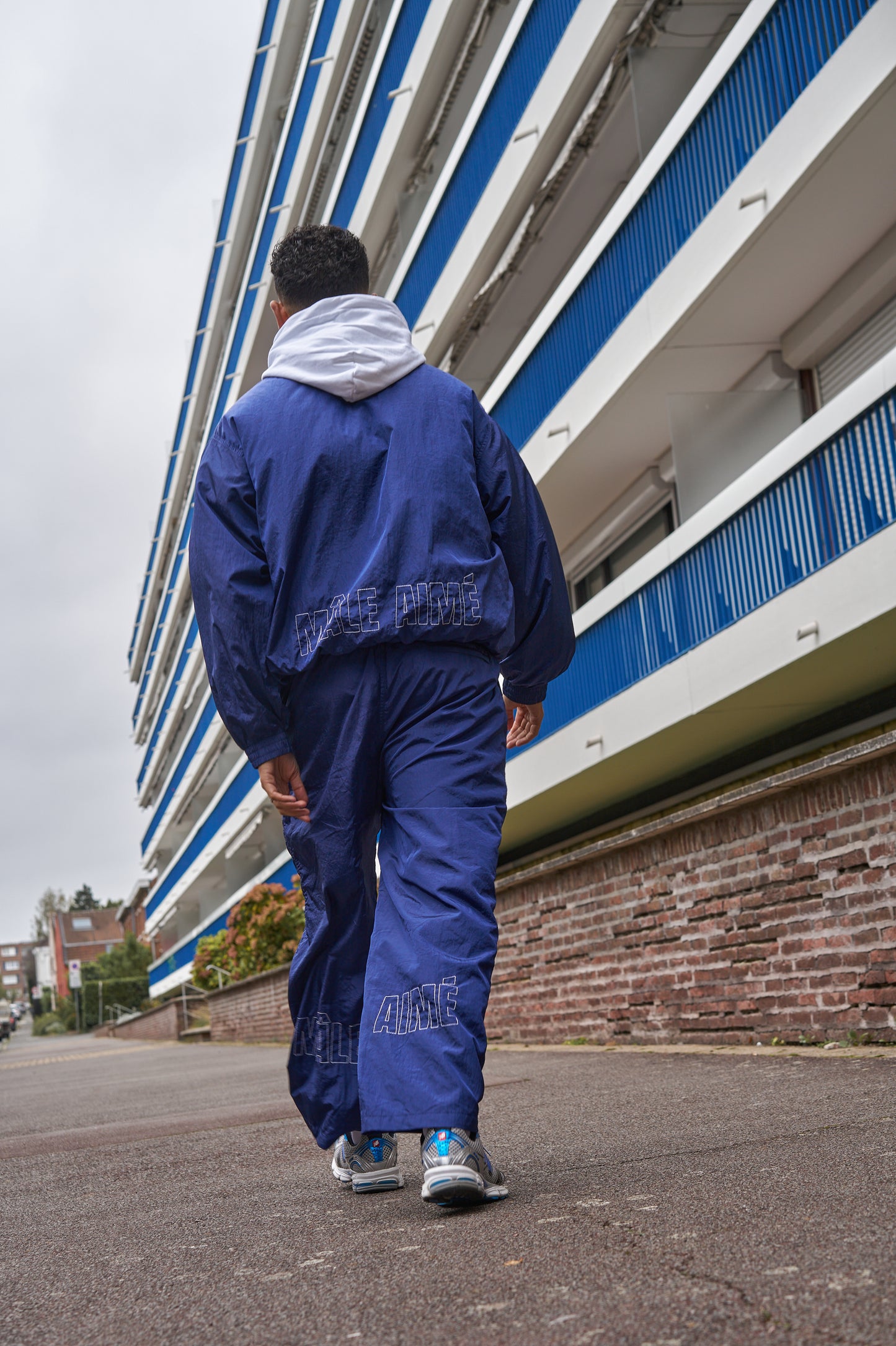 VESTE THE TRACKSUIT 1